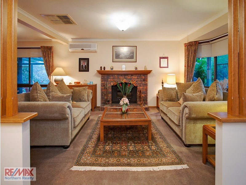 22 Montego Court, Eatons Hill QLD 4037