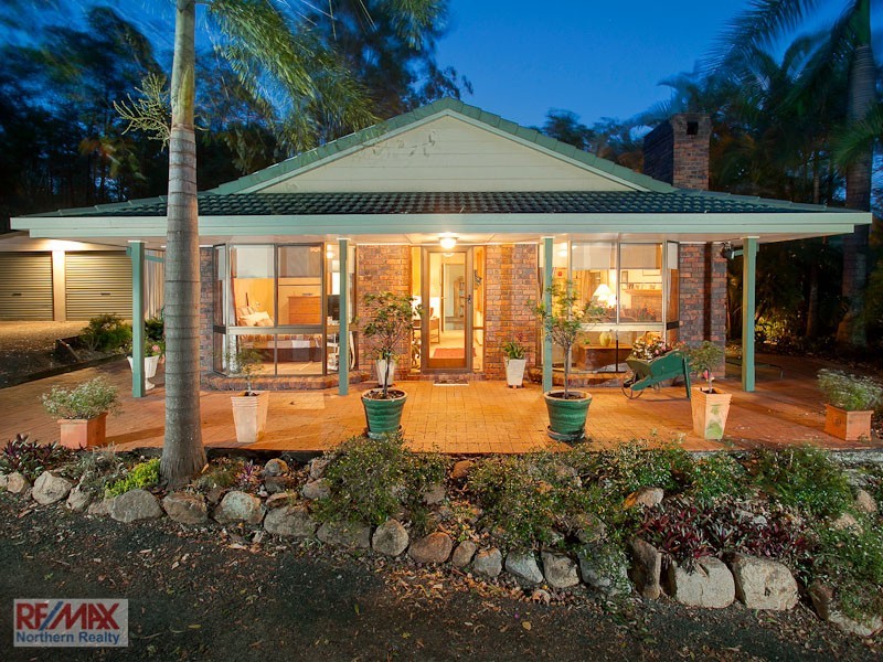 22 Montego Court, Eatons Hill QLD 4037