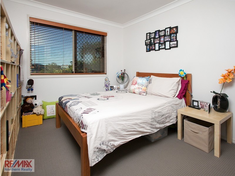 3 Silvereye Crescent, Albany Creek QLD 4035