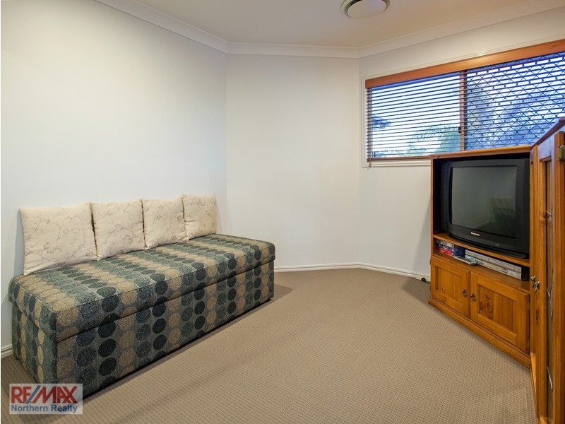 3 Silvereye Crescent, Albany Creek QLD 4035