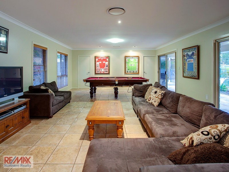 7 VOLVO PL, Joyner QLD 4500