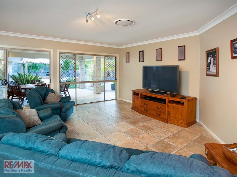 7 VOLVO PL, Joyner QLD 4500