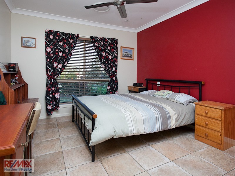 7 VOLVO PL, Joyner QLD 4500