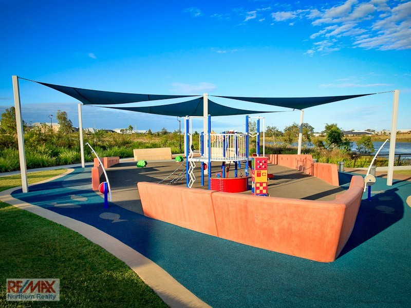 4 Avoca Place, Warner QLD 4500