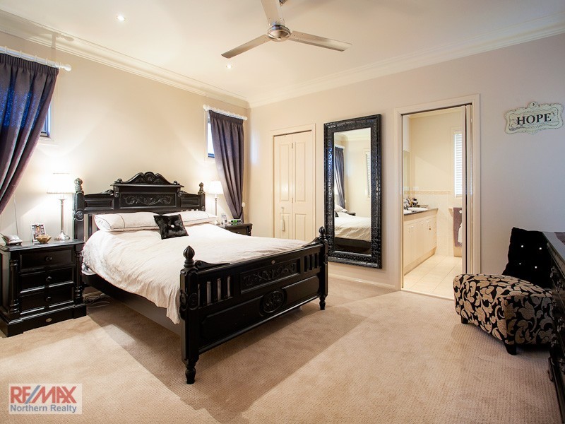 16 Country Club Drive, Albany Creek QLD 4035