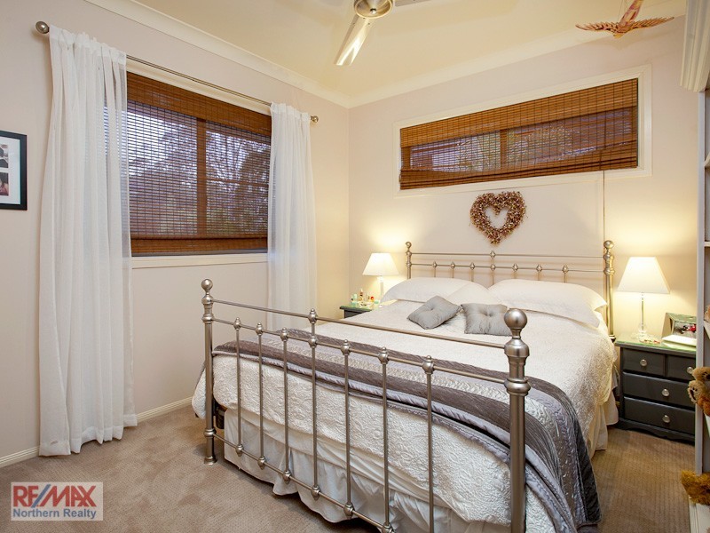 16 Country Club Drive, Albany Creek QLD 4035