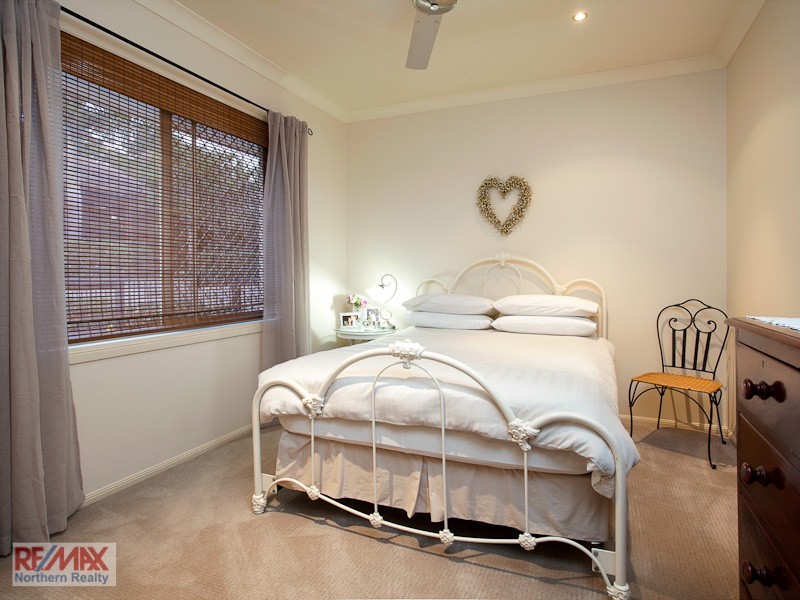 16 Country Club Drive, Albany Creek QLD 4035