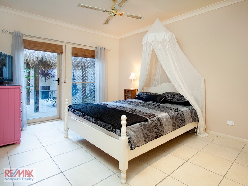 16 Country Club Drive, Albany Creek QLD 4035