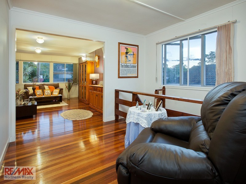 5 Aldren Street, Stafford Heights QLD 4053