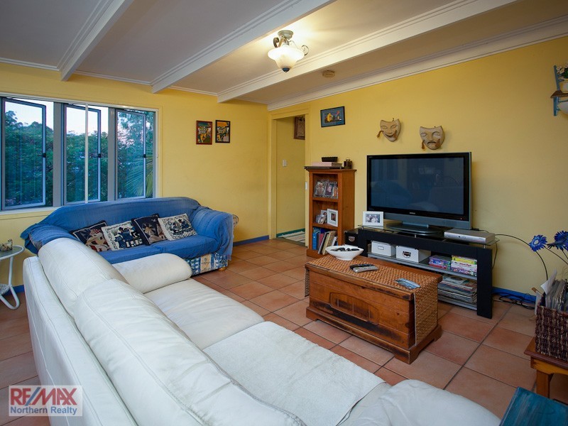 5 Aldren Street, Stafford Heights QLD 4053