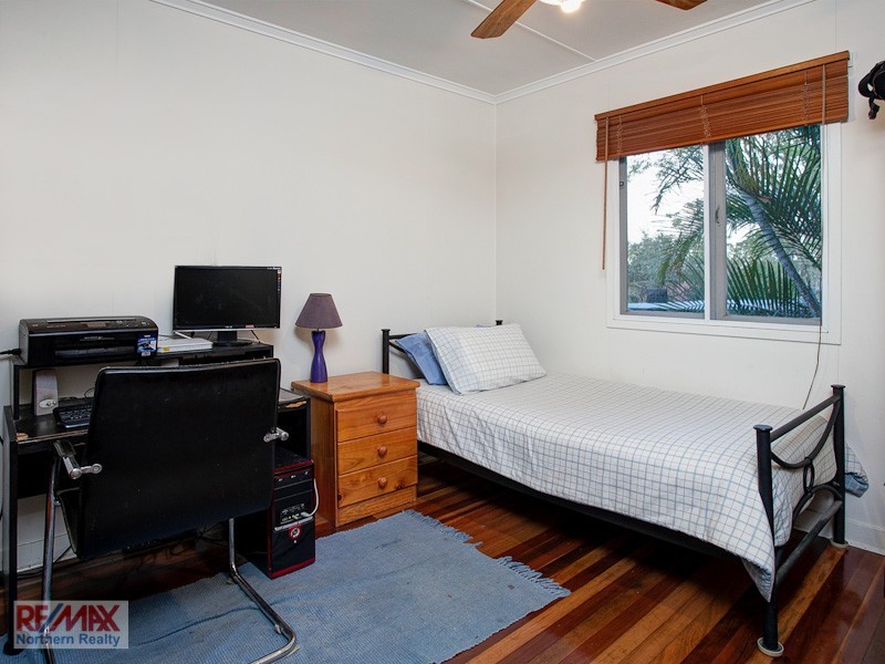 5 Aldren Street, Stafford Heights QLD 4053