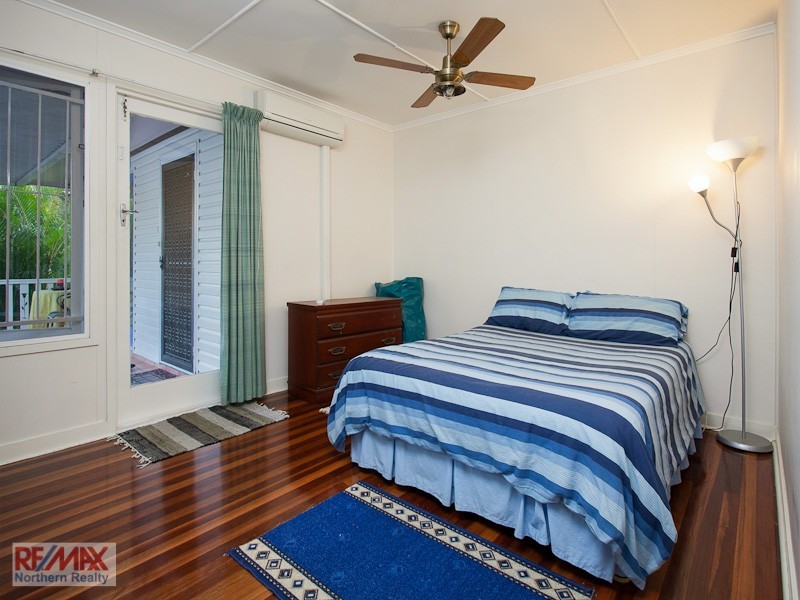 5 Aldren Street, Stafford Heights QLD 4053