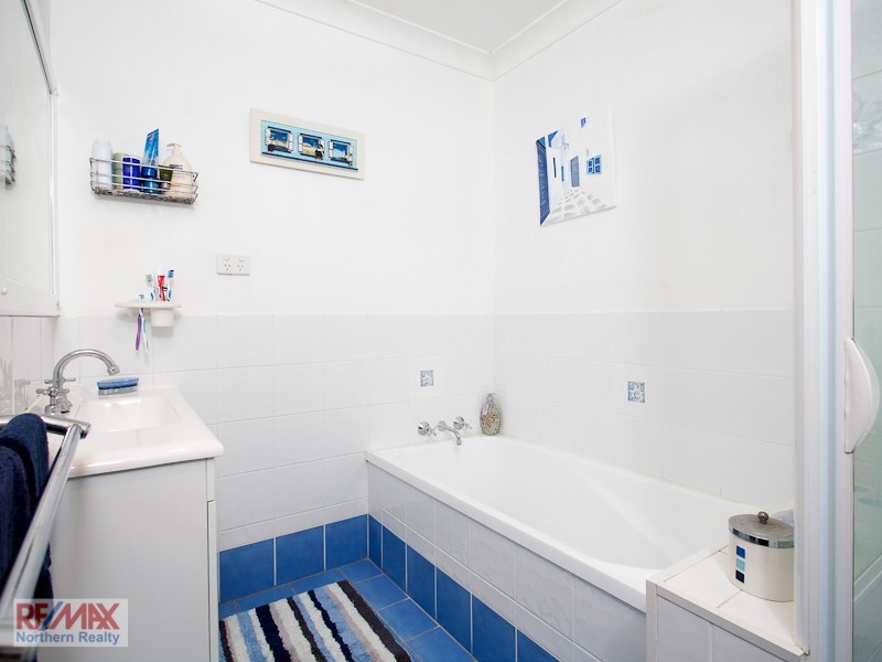 5 Aldren Street, Stafford Heights QLD 4053