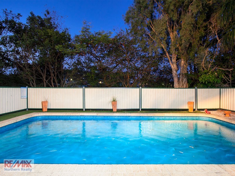 5 Aldren Street, Stafford Heights QLD 4053