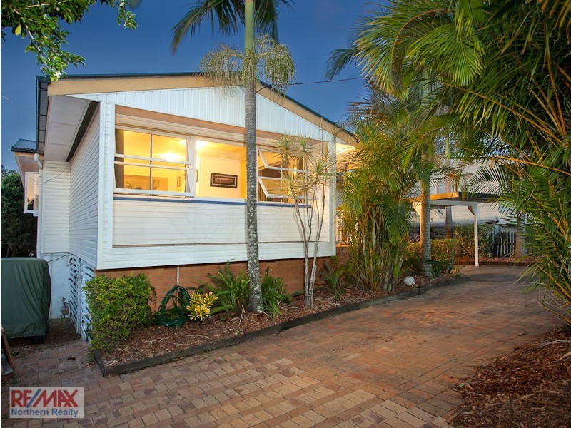 5 Aldren Street, Stafford Heights QLD 4053