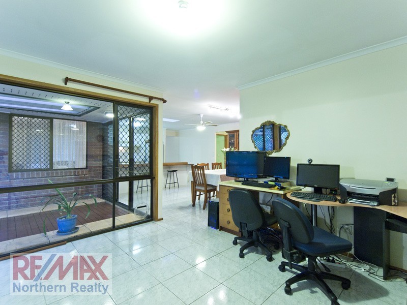 8 Ophelia Crescent, Eatons Hill QLD 4037