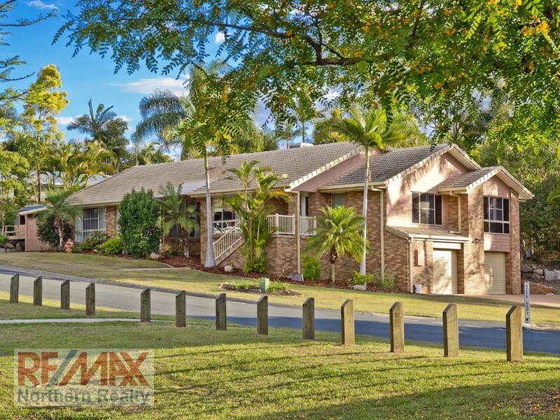 1 Elwood Court, Eatons Hill QLD 4037