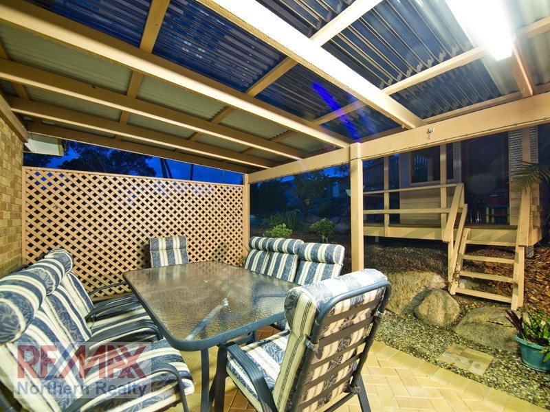 1 Elwood Court, Eatons Hill QLD 4037