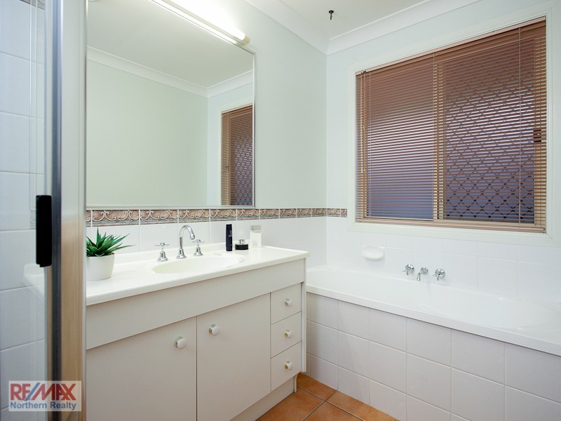 3 Orinda Ct, Cashmere QLD 4500