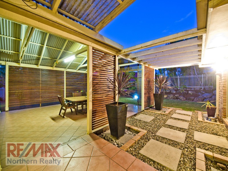 23 Oakmont Cres, Albany Creek QLD 4035