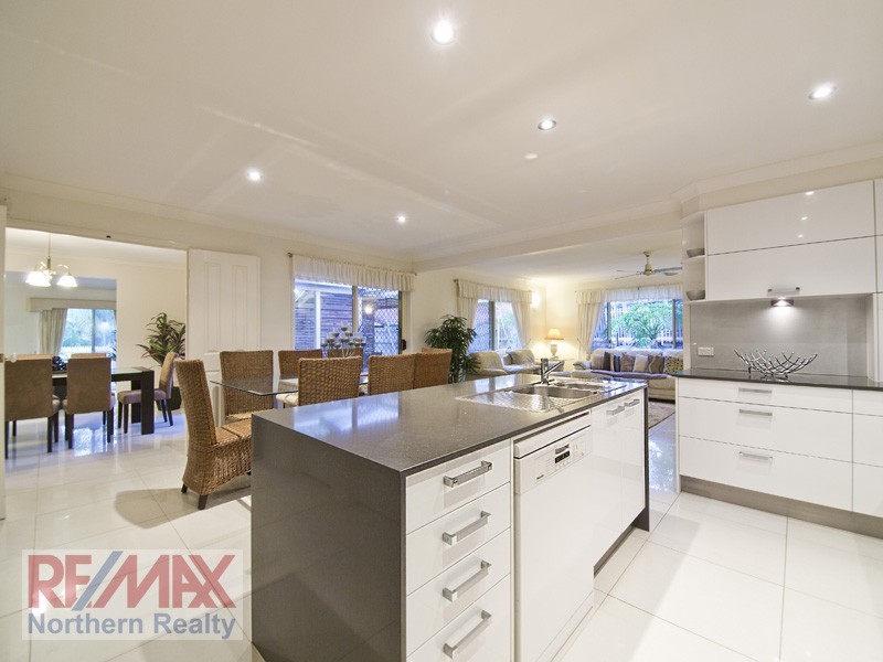 23 Oakmont Cres, Albany Creek QLD 4035