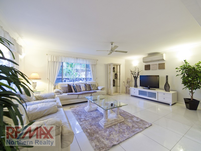 23 Oakmont Cres, Albany Creek QLD 4035