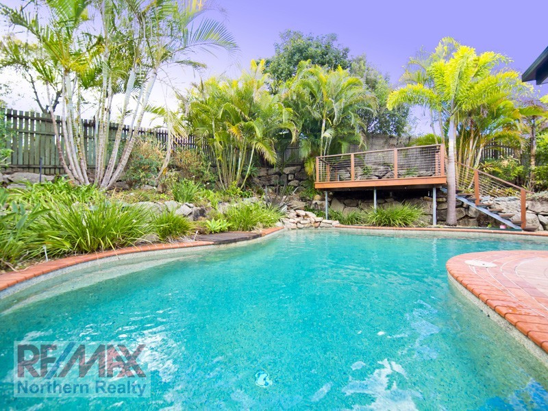 16 Corso Street, Eatons Hill QLD 4037