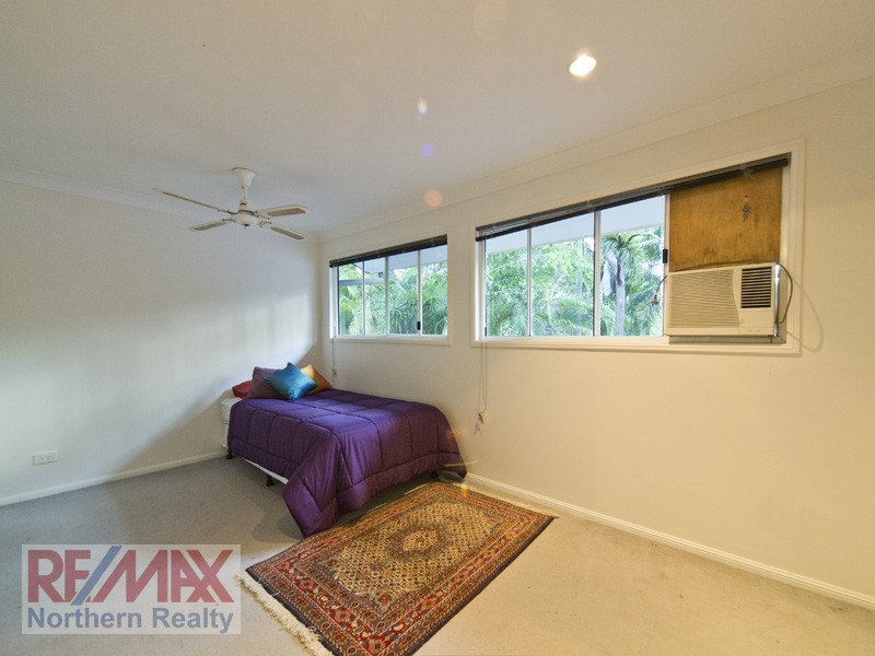 8 Spotted Gum Lane, Cashmere QLD 4500