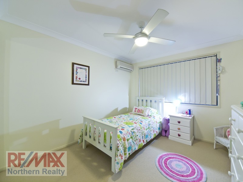 20 Toressian Pl, Cashmere QLD 4500