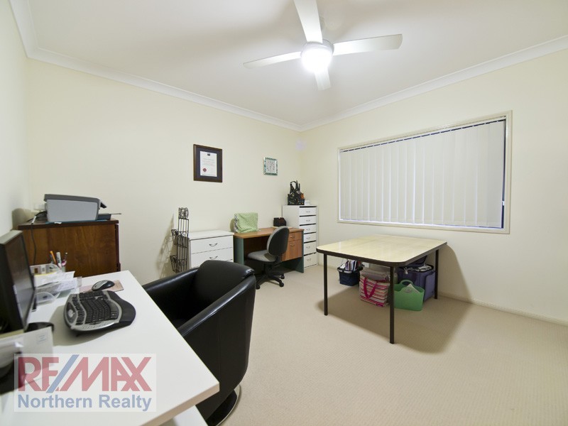 20 Toressian Pl, Cashmere QLD 4500