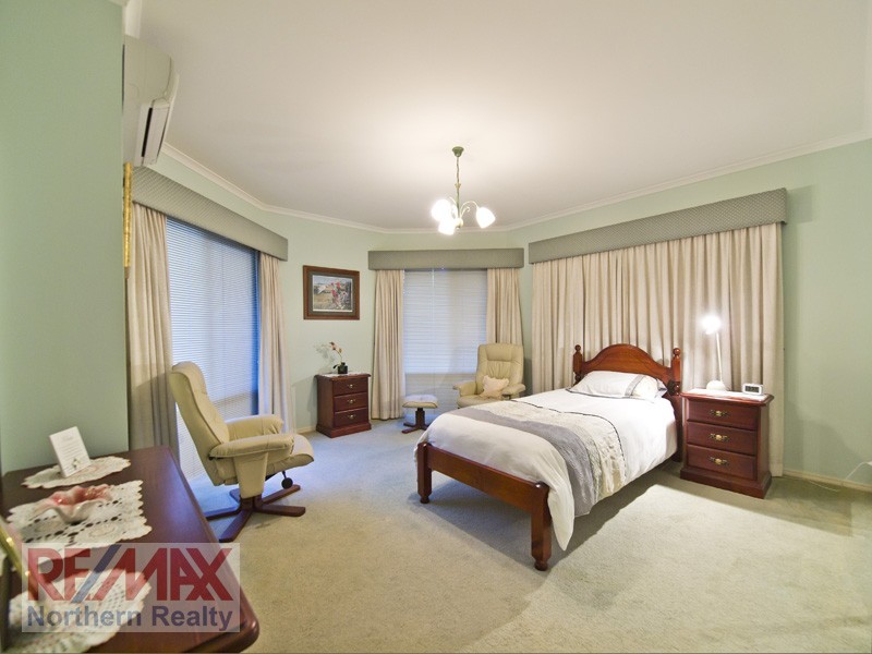 1 Alder Court, Albany Creek QLD 4035