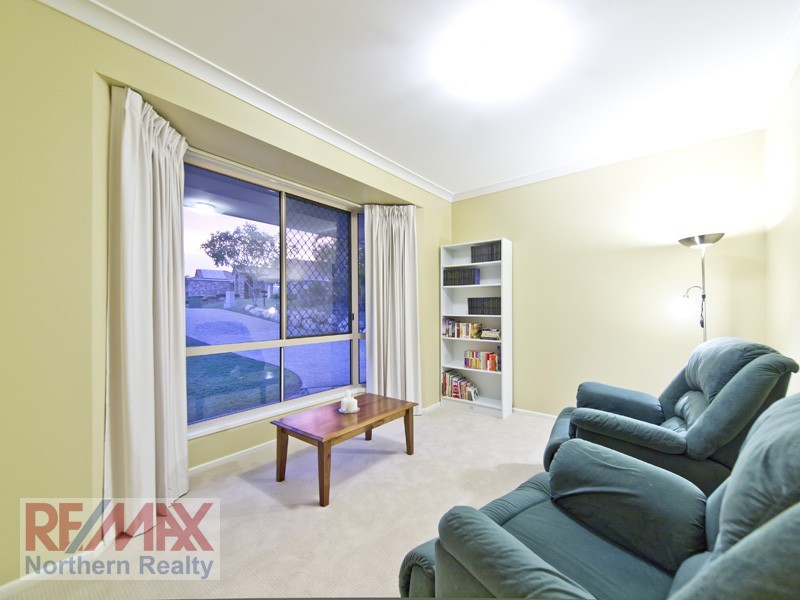 12 Cadagi Court, Albany Creek QLD 4035