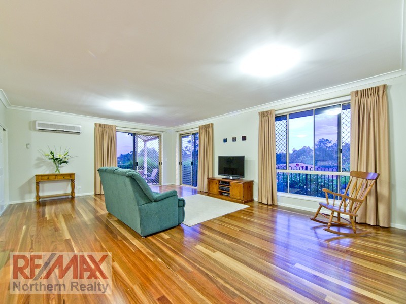 12 Cadagi Court, Albany Creek QLD 4035