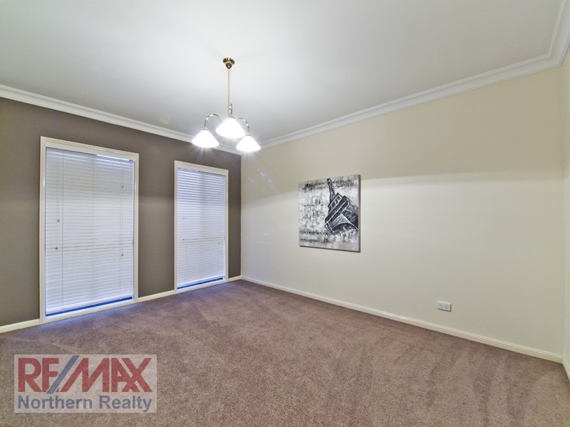 6 Harrow Close, Bridgeman Downs QLD 4035