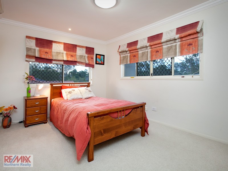 24 Country Club Drive, Albany Creek QLD 4035