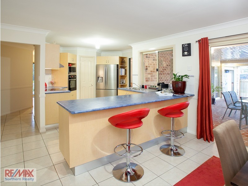 18 Pine Valley Drive, Joyner QLD 4500