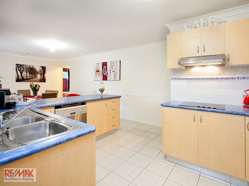 18 Pine Valley Drive, Joyner QLD 4500