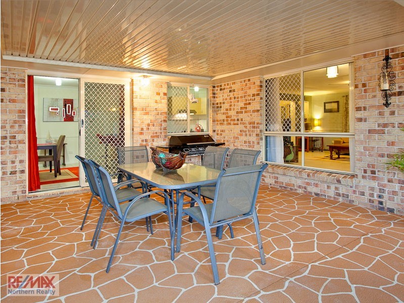 18 Pine Valley Drive, Joyner QLD 4500