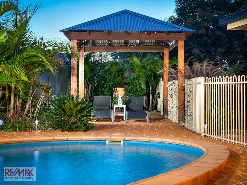 18 Pine Valley Drive, Joyner QLD 4500