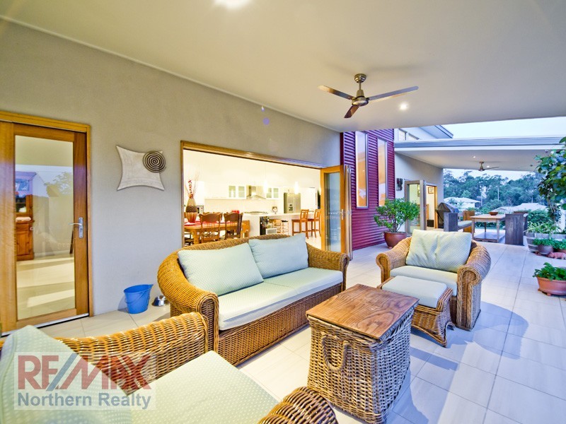 9 Maxwell Place, Cashmere QLD 4500