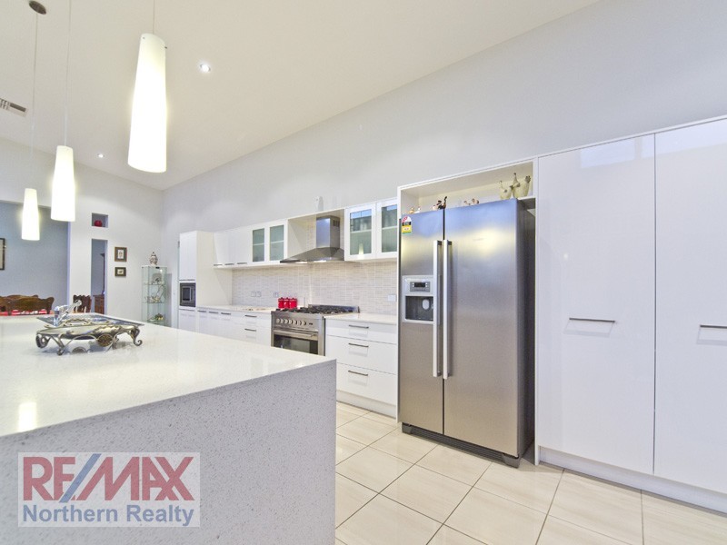 9 Maxwell Place, Cashmere QLD 4500