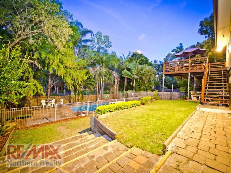 60 Folkstone Ave, Albany Creek QLD 4035