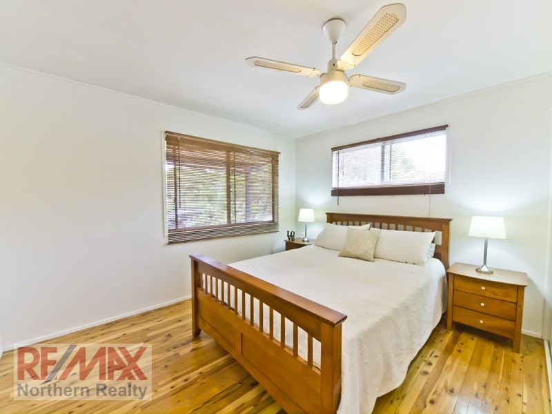 60 Folkstone Ave, Albany Creek QLD 4035