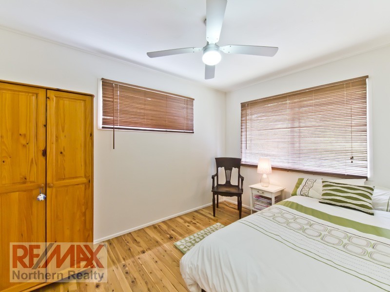 60 Folkstone Ave, Albany Creek QLD 4035