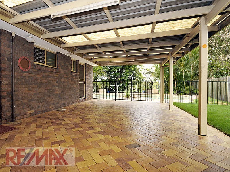 14 Cathy Ct, Albany Creek QLD 4035