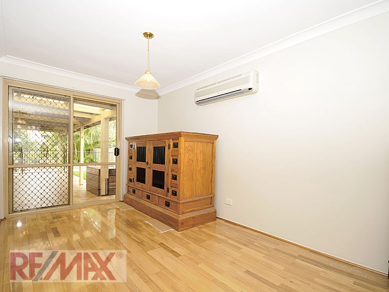 14 Cathy Ct, Albany Creek QLD 4035