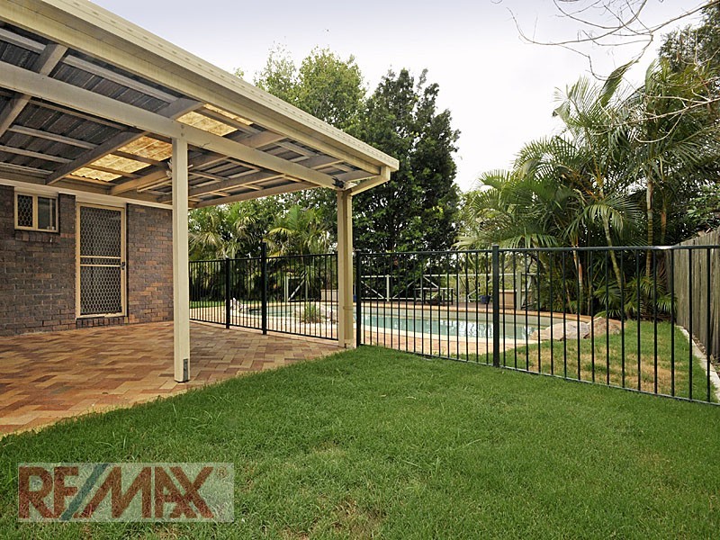 14 Cathy Ct, Albany Creek QLD 4035
