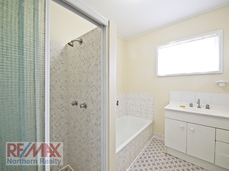 2 VALIS STREET, Aspley QLD 4034