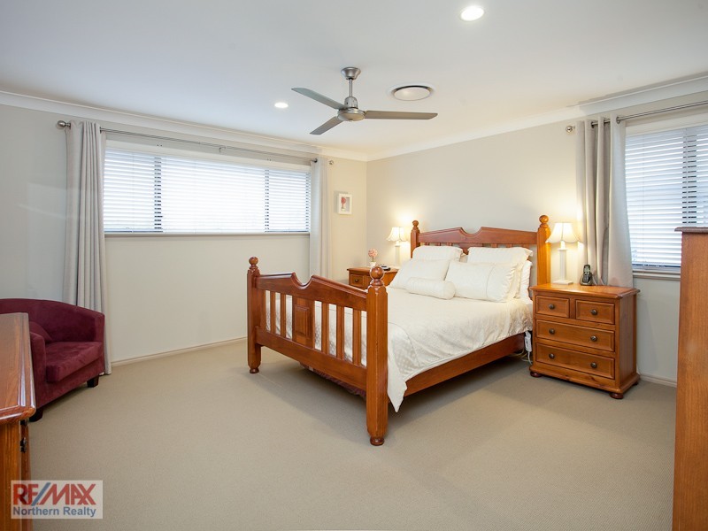 34 Travorten Drive, Bridgeman Downs QLD 4035