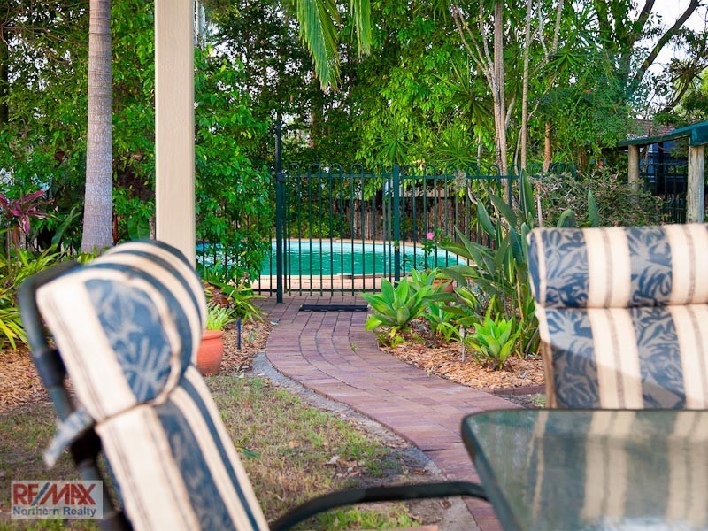 6 Twilight Court, Regents Park QLD 4118